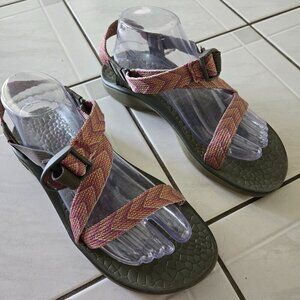 Chaco Z/Volv Scaled Royal Orange Purple 9